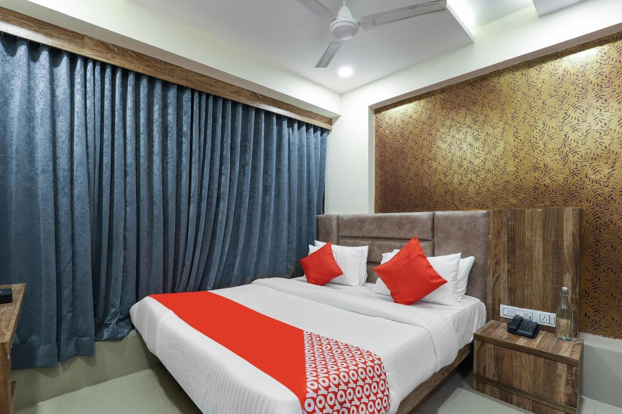 Hotel O Dream Stay Sarkhej Eksteriør billede