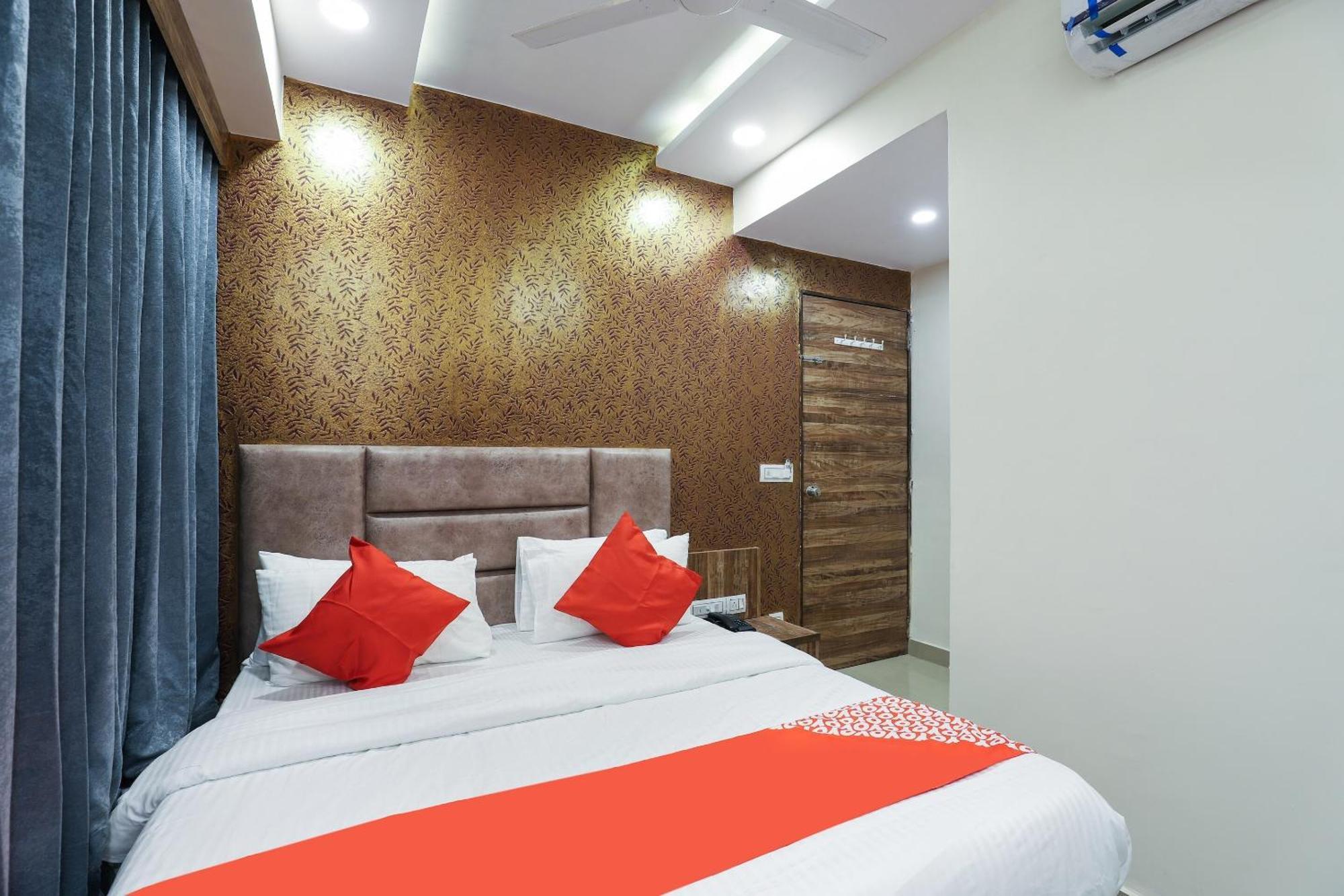 Hotel O Dream Stay Sarkhej Eksteriør billede